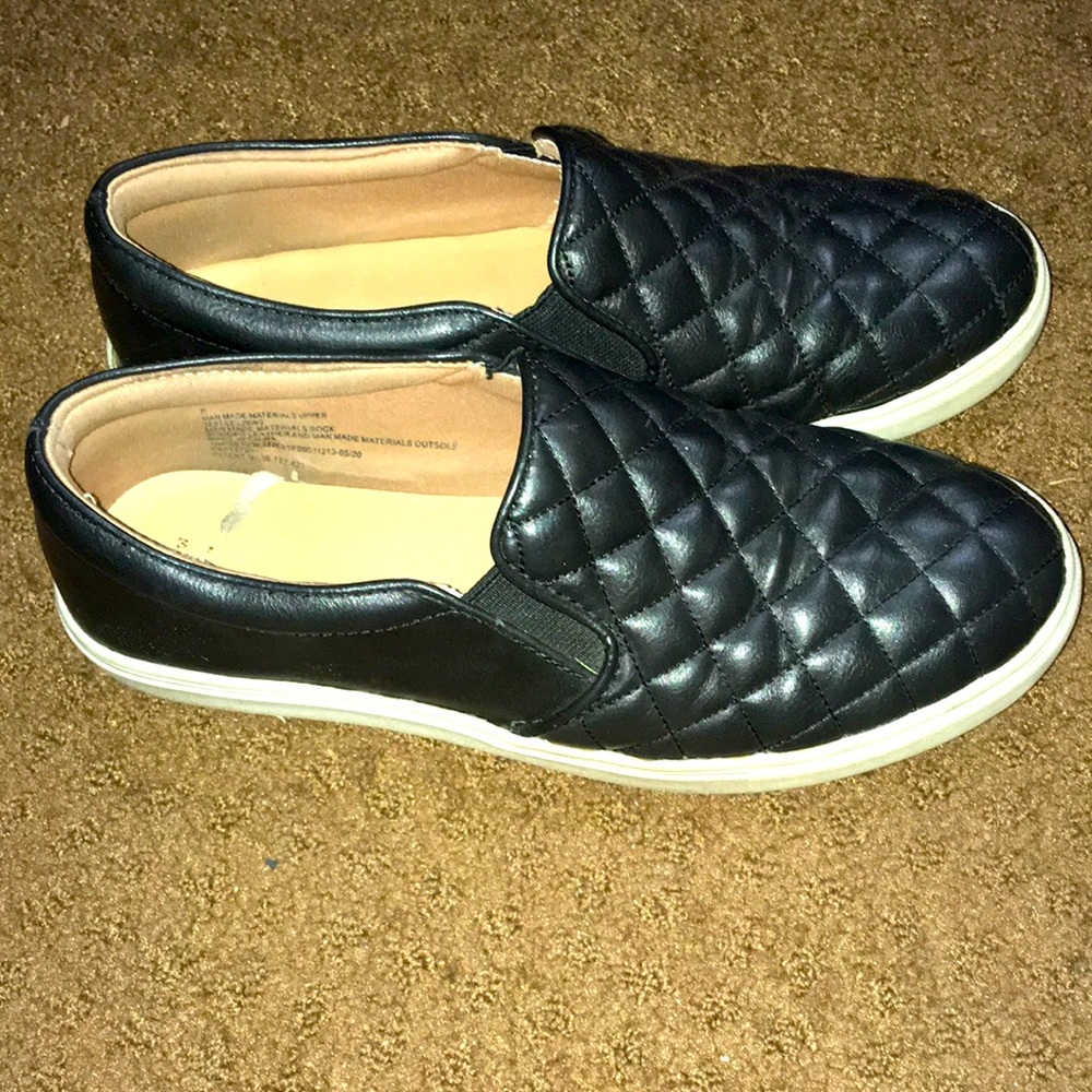 loafers slip on black loafers shoes size 8 women EUC
